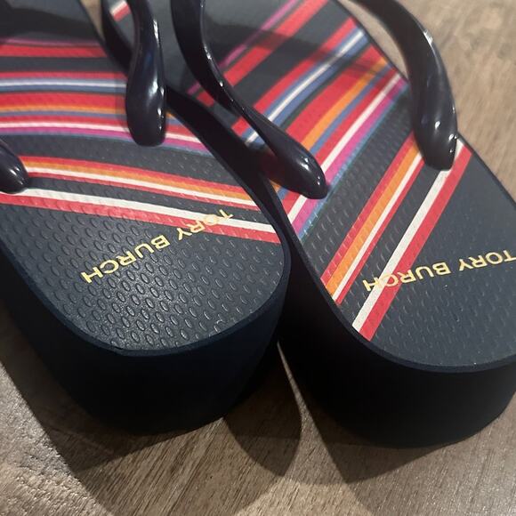 TORY BURCH Cut-out Wedge 7 - Picture 3 of 8